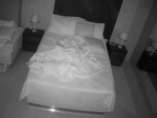 voyeurcam-casa-salsa-bedroom-3