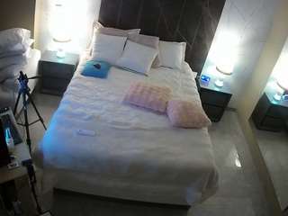 voyeurcam-casa-salsa-bedroom-3