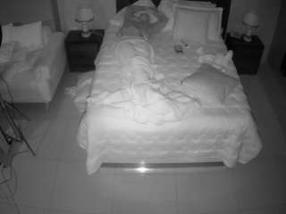 voyeurcam-casa-salsa-bedroom-3