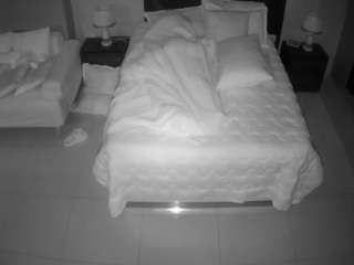 voyeurcam-casa-salsa-bedroom-3