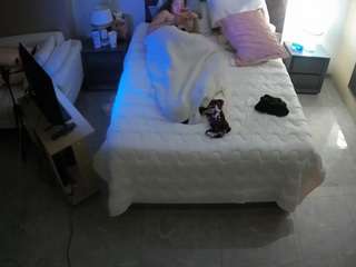 voyeurcam-casa-salsa-bedroom-3