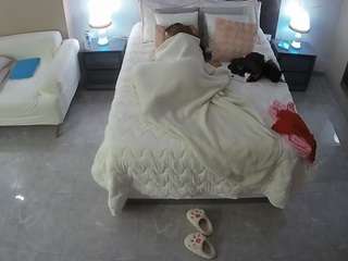 voyeurcam-casa-salsa-bedroom-3