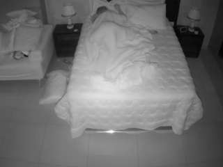 voyeurcam-casa-salsa-bedroom-3 live cam profile