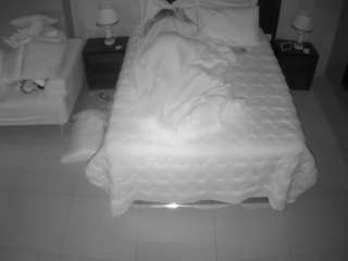 voyeurcam-casa-salsa-bedroom-3 live cam profile