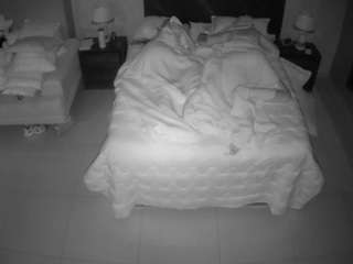 voyeurcam-casa-salsa-bedroom-3