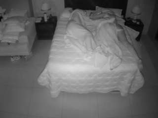 voyeurcam-casa-salsa-bedroom-3