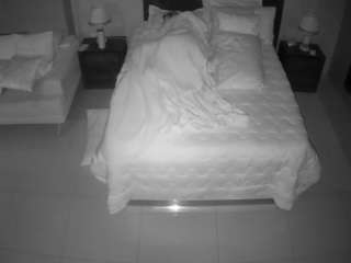 voyeurcam-casa-salsa-bedroom-3