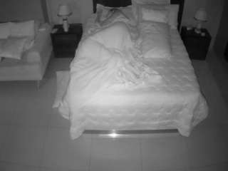 voyeurcam-casa-salsa-bedroom-3