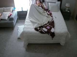 voyeurcam-casa-salsa-bedroom-3