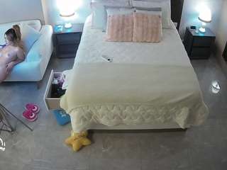 voyeurcam-casa-salsa-bedroom-3
