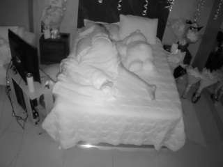 voyeurcam-casa-salsa-bedroom-3