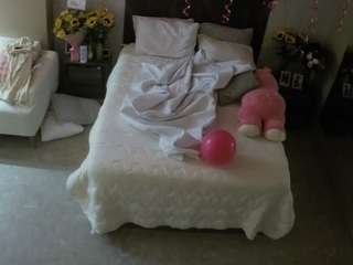 voyeurcam-casa-salsa-bedroom-3