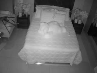voyeurcam-casa-salsa-bedroom-3