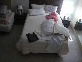 voyeurcam-casa-salsa-bedroom-3
