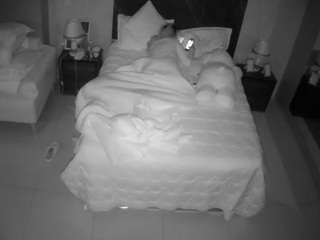 voyeurcam-casa-salsa-bedroom-3