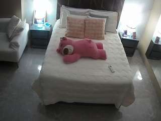 voyeurcam-casa-salsa-bedroom-3