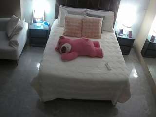 voyeurcam-casa-salsa-bedroom-3