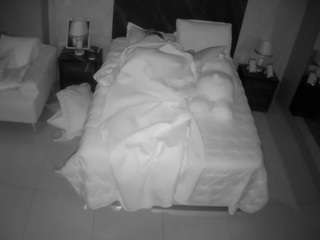 voyeurcam-casa-salsa-bedroom-3