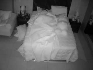 voyeurcam-casa-salsa-bedroom-3