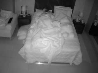 voyeurcam-casa-salsa-bedroom-3