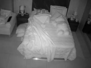 voyeurcam-casa-salsa-bedroom-3
