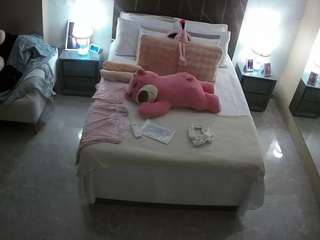 voyeurcam-casa-salsa-bedroom-3