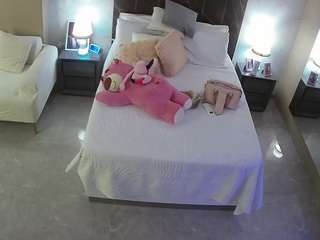 voyeurcam-casa-salsa-bedroom-3