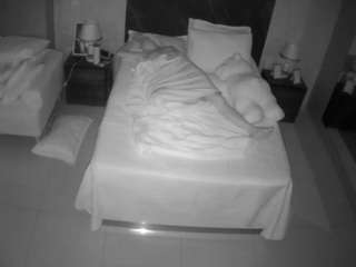Live stream of voyeurcam-casa-salsa-bedroom-3