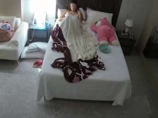 voyeurcam-casa-salsa-bedroom-3