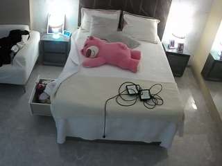 voyeurcam-casa-salsa-bedroom-3