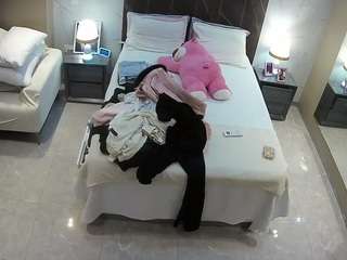 voyeurcam-casa-salsa-bedroom-3