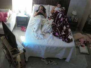voyeurcam-casa-salsa-bedroom-3