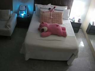 This model is live right now. voyeurcam-casa-salsa-bedroom-3