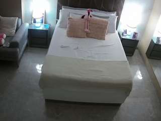 Model ini sedang live sekarang. voyeurcam-casa-salsa-bedroom-3