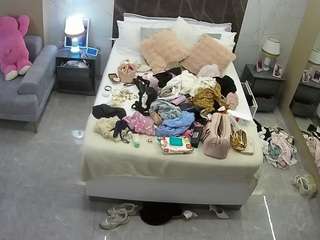 voyeurcam-casa-salsa-bedroom-3