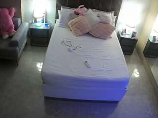 voyeurcam-casa-salsa-bedroom-3