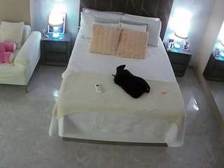 voyeurcam-casa-salsa-bedroom-3