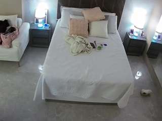voyeurcam-casa-salsa-bedroom-3