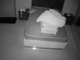 voyeurcam-casa-salsa-bedroom-3