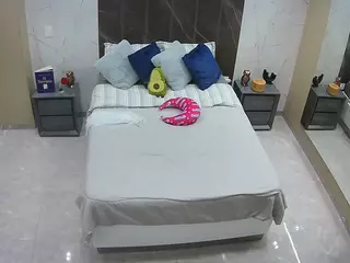 Casa Salsa Bedroom 3's Live Sex Cam Show