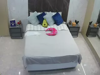 Casa Salsa Bedroom 3's Live Sex Cam Show