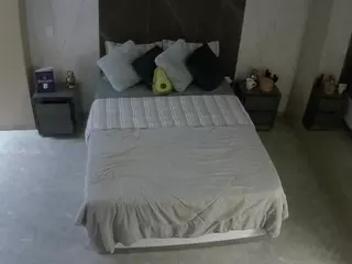 Casa Salsa Bedroom 3's Live Sex Cam Show