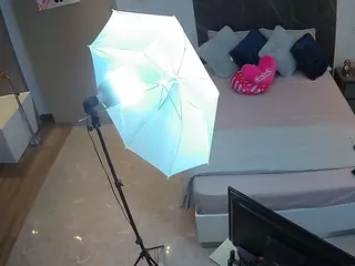 Casa Salsa Bedroom 3's Live Sex Cam Show