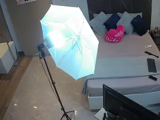 Casa Salsa Bedroom 3's Live Sex Cam Show