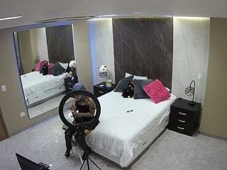 camsoda voyeurcam-casa-salsa-bedroom-4