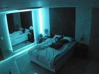 camsoda voyeurcam-casa-salsa-bedroom-4