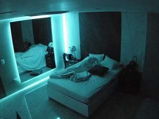 camsoda voyeurcam-casa-salsa-bedroom-4