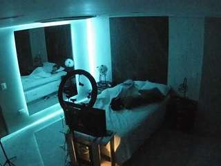 camsoda voyeurcam-casa-salsa-bedroom-4