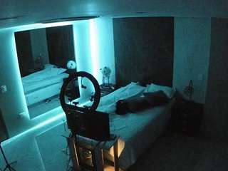 camsoda voyeurcam-casa-salsa-bedroom-4