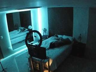 camsoda voyeurcam-casa-salsa-bedroom-4